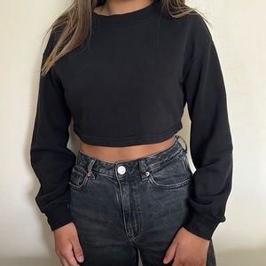 Basic collection: black long sleeve top. Slightly used, good quality.